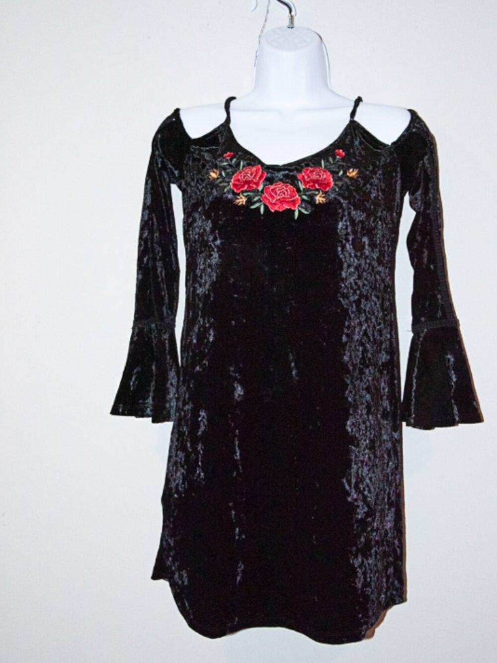 Disney Pixar Coco Black Velvet Embroidered Cold Shoulder Mini Dress Size XS